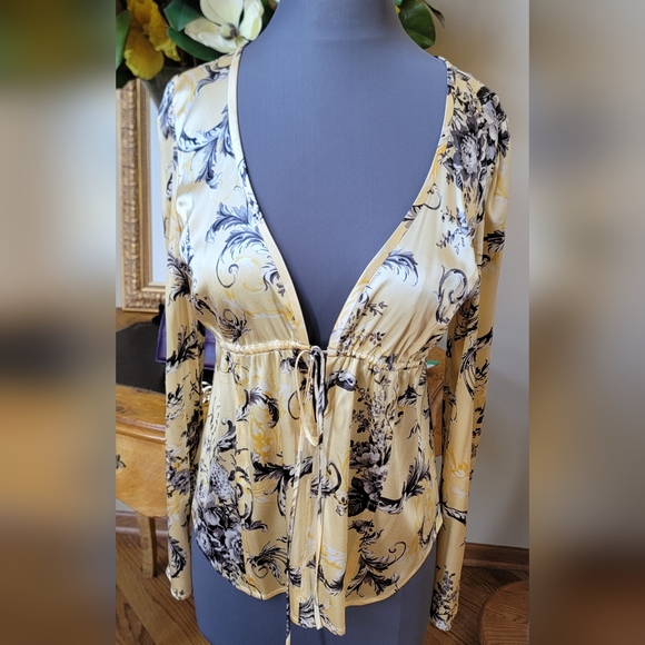 St. John Collection Tops - ST. JOHN SILK Yellow Black Floral Tie-Front Pullover Blouse Top Sz 12